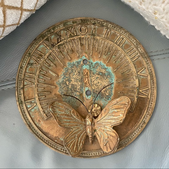 Other - Gorgeous Vintage WEATHERED Heavy BRONZE BRASS Garden SUNDIAL